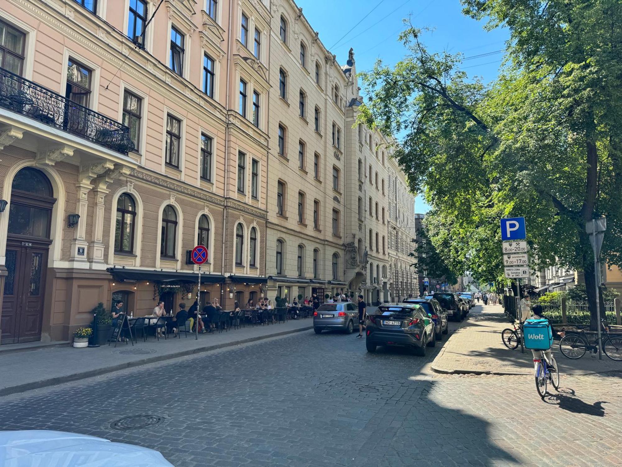 Stay In Art Nouveau District Riga Luaran gambar